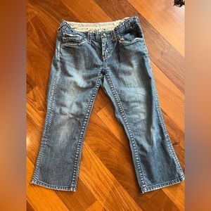 Stitch’s cropped low rise jeans